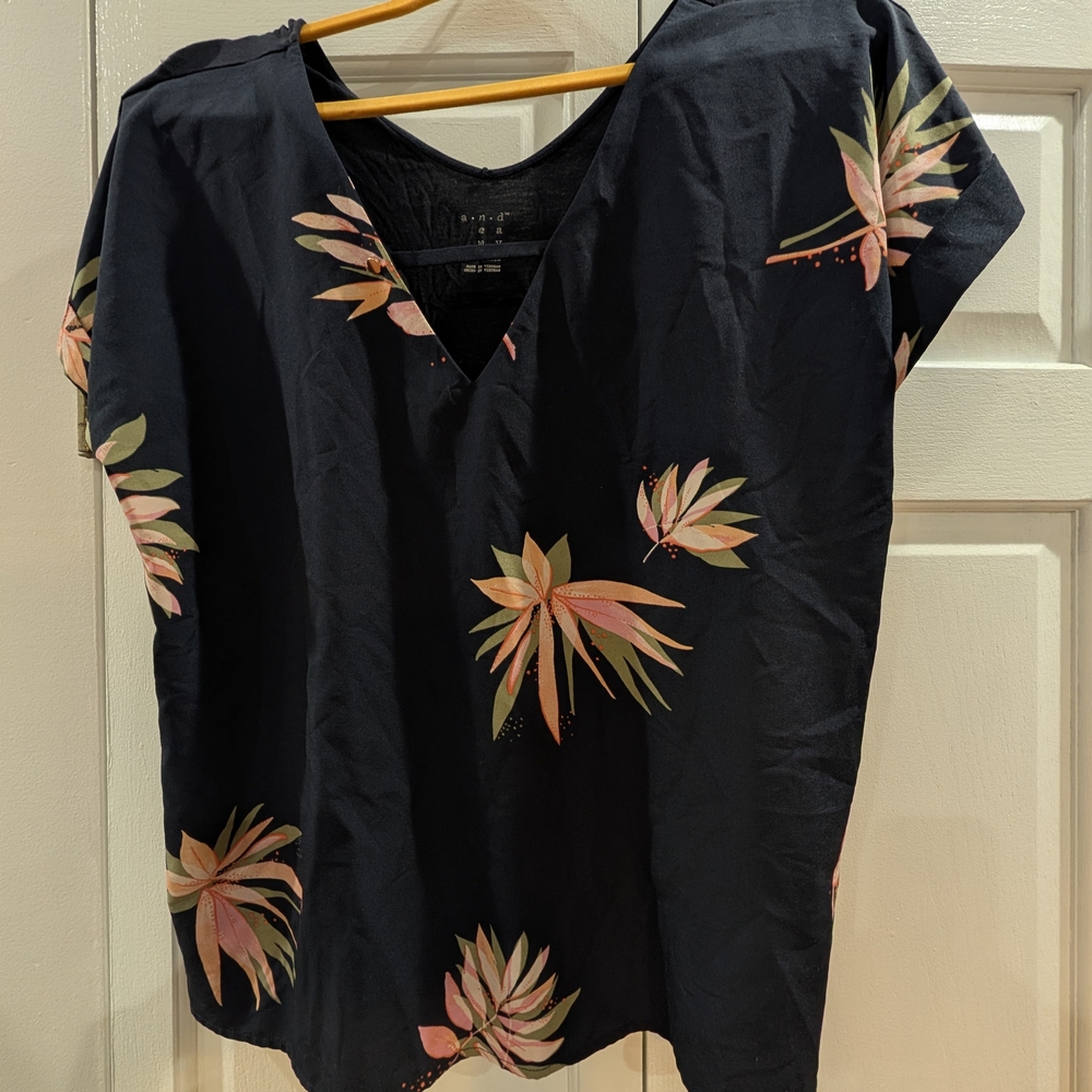 A New Day Black Floral Women's Blouse